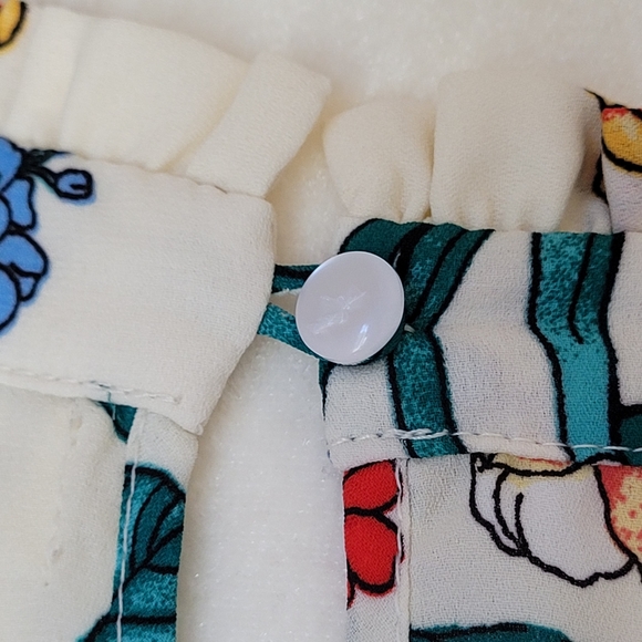 Monteau Floral Cold-shoulder Ruffle Top - Picture 6 of 16